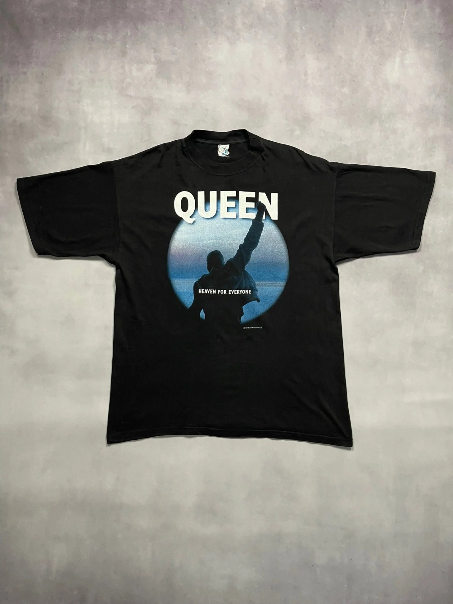 1995 Queen "Heaven For Everyone" T-Shirt - XL