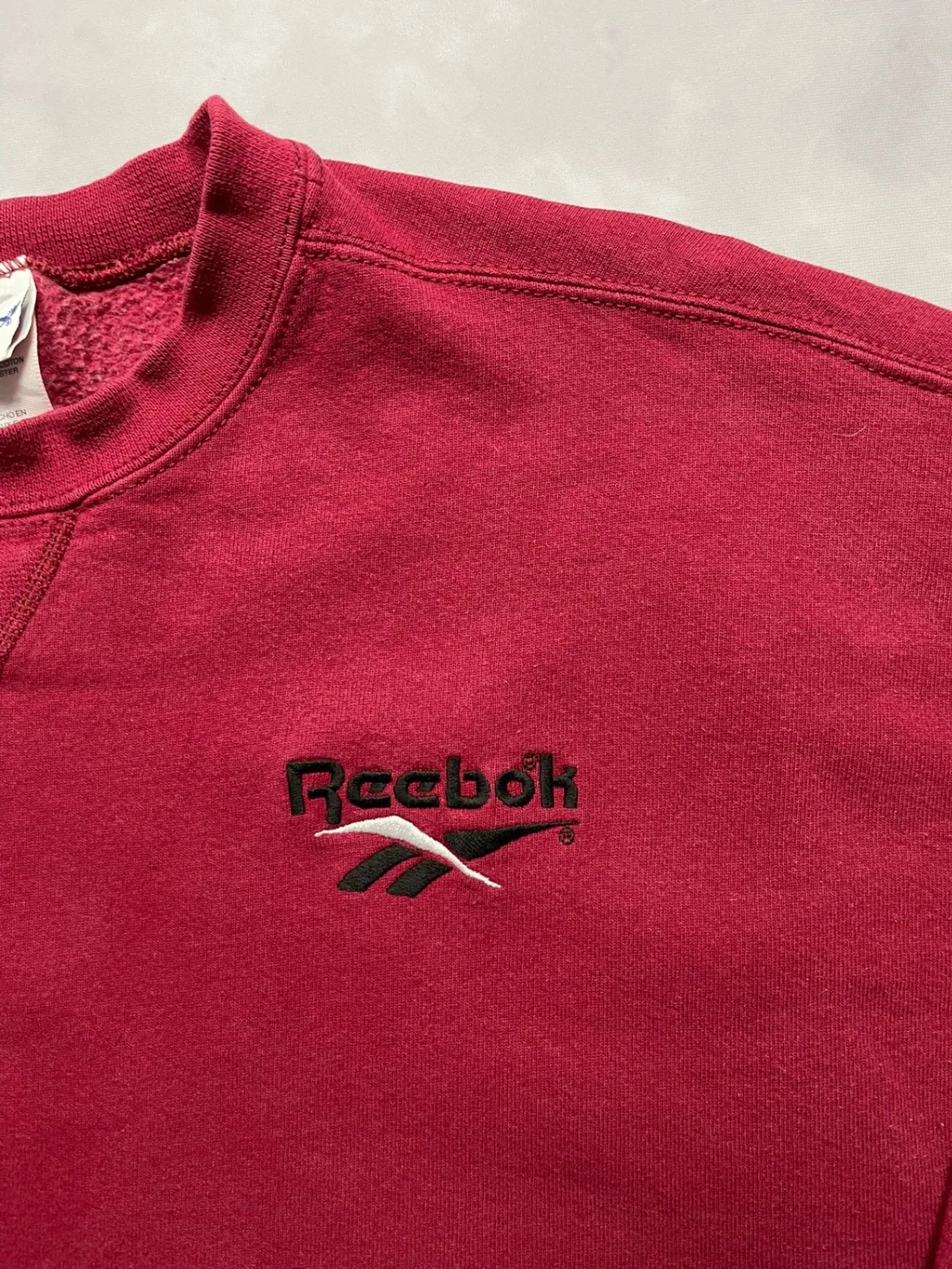 90s Reebok Chest Logo Sweatshirt - M