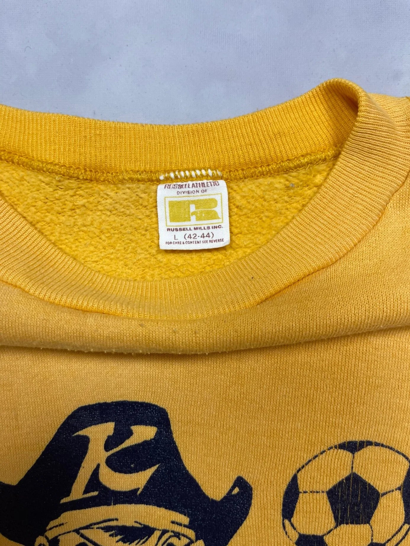 '80s Pirates Sweatshirt - L