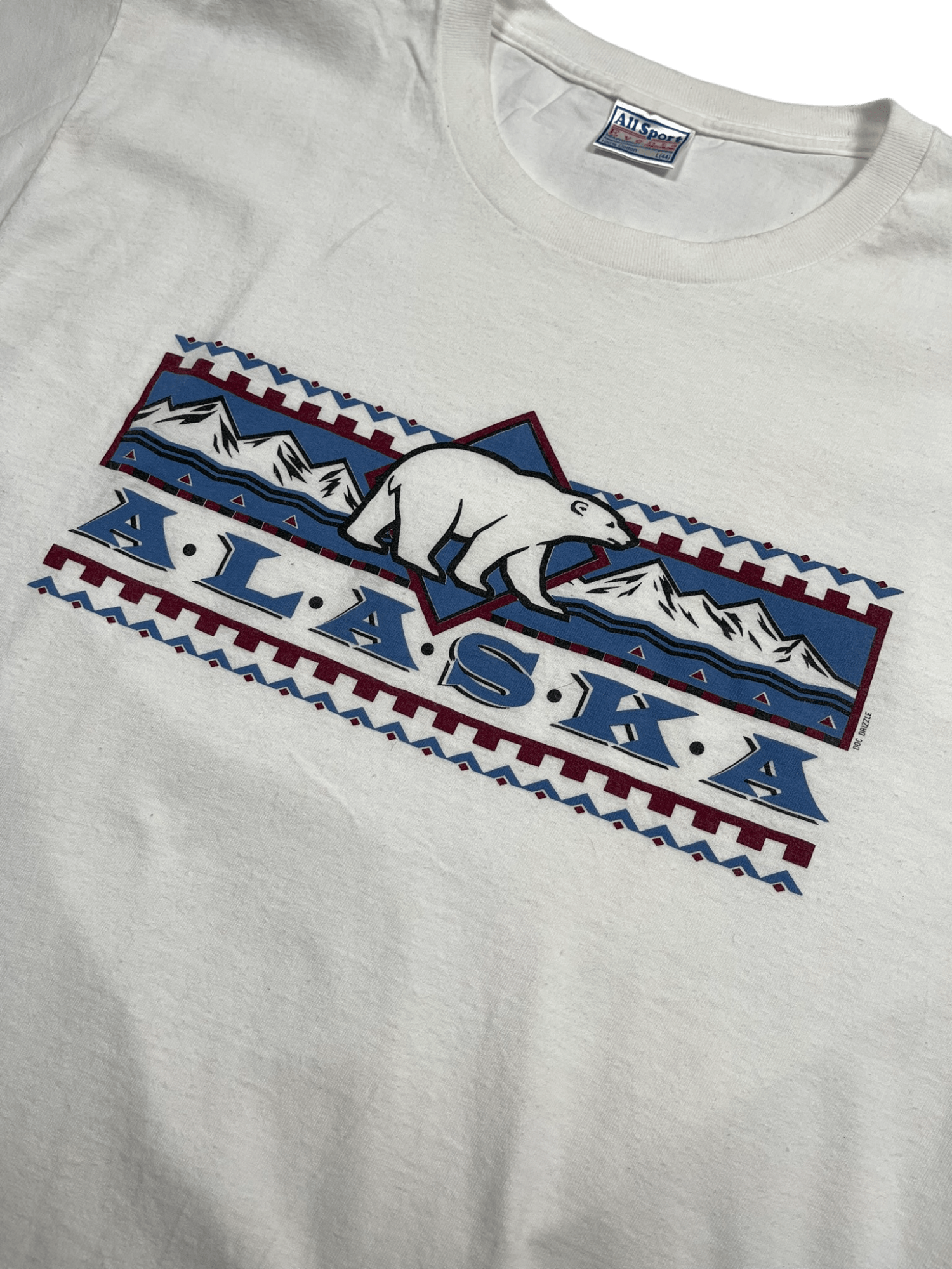 The Vintage Racks T-Shirt Large Alaska Ice Bear - L