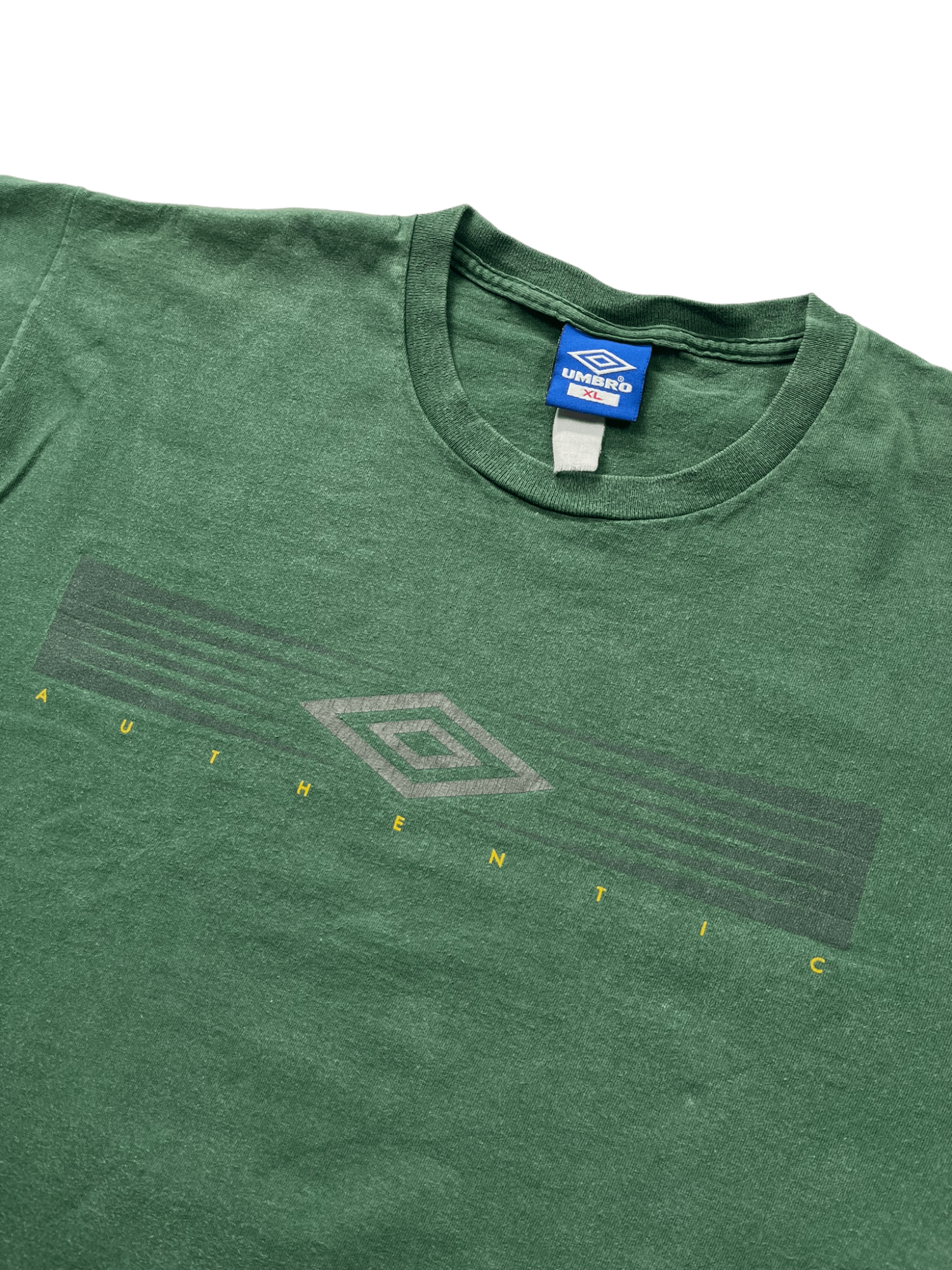 The Vintage Racks T-Shirt Umbro Center Logo - XL